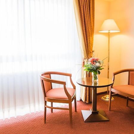 Hotel Villa Marburg Im Park Heigenbruecken Екстер'єр фото