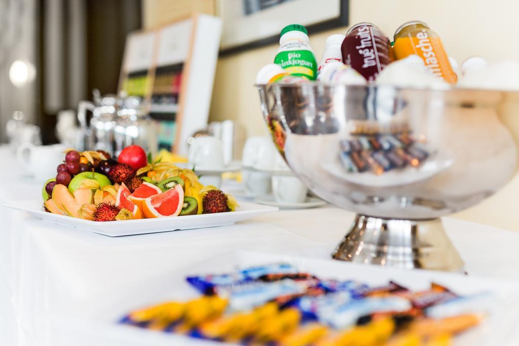 Hotel Villa Marburg Im Park Heigenbruecken Екстер'єр фото