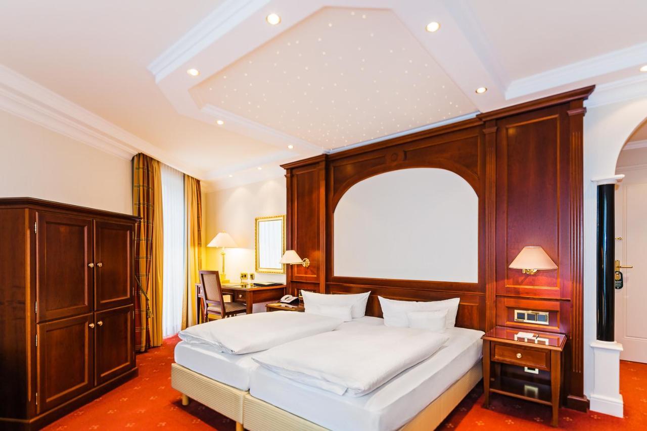 Hotel Villa Marburg Im Park Heigenbruecken Екстер'єр фото